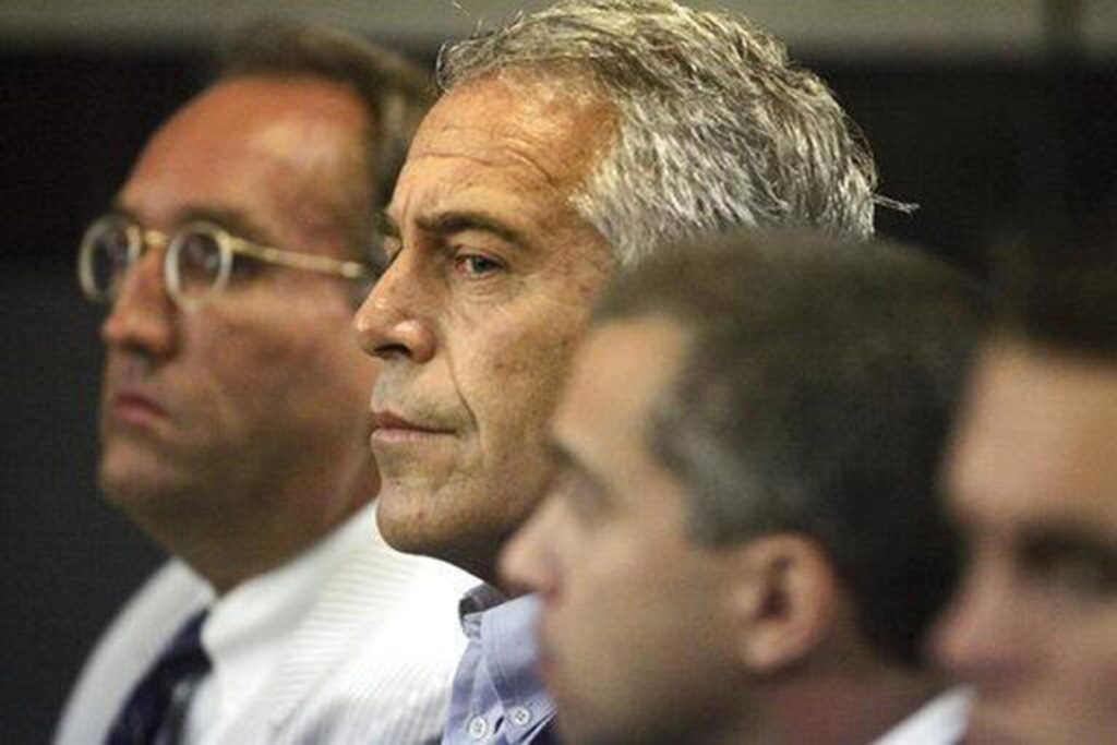 El FBI confirma el suicidio de Jeffrey Epstein y descarta la existencia de una lista de clientes