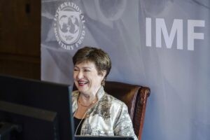 El FMI mejora las perspectivas de crecimiento mundial ante unos aranceles más bajos de lo anunciado