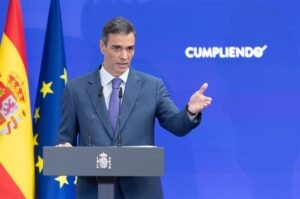 El Gobierno remodela la estructura de La Moncloa tras la salida de Salazar | europapress.es