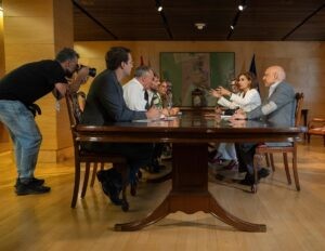 El PSOE estudiará las medidas propuestas por Sumar e insiste en la conveniencia de agotar la legislatura hasta 2027