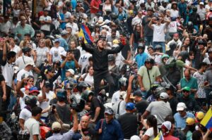 El País: Maduro impone con puño de hierro su poder absoluto en Venezuela