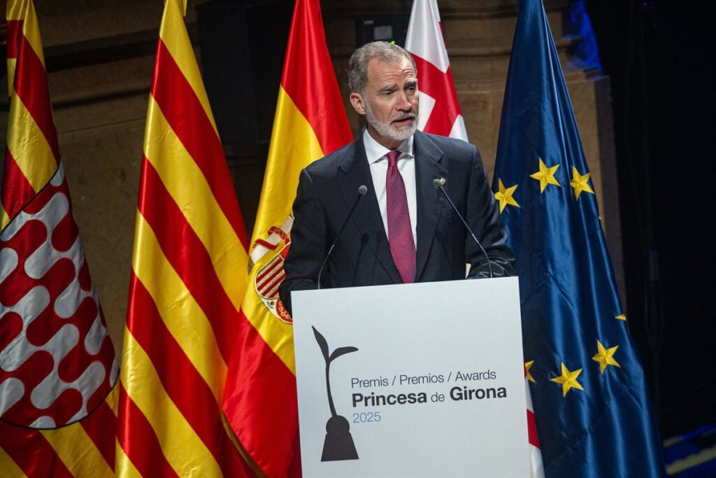 El Rey llama en Barcelona a confiar en el talento joven y a apoyarlo "siempre y con responsabilidad"