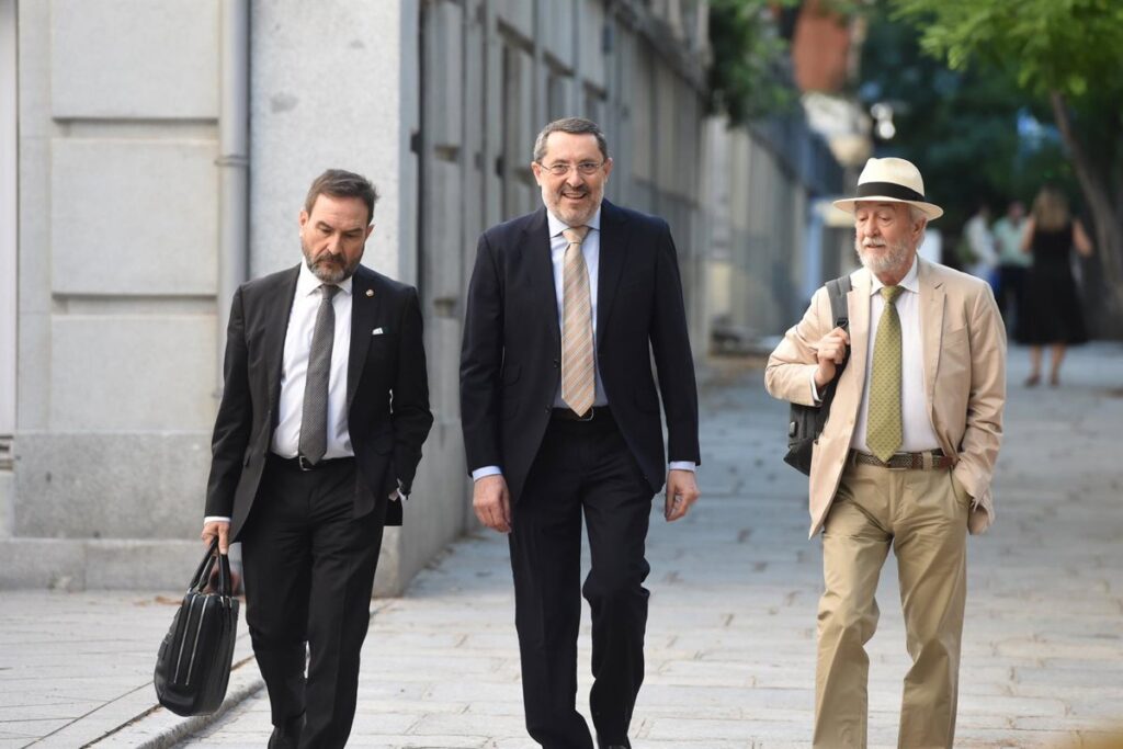 El TS impone comparecencias cada 15 días a tres empresarios imputados por la presunta trama de obras del 'caso Koldo'