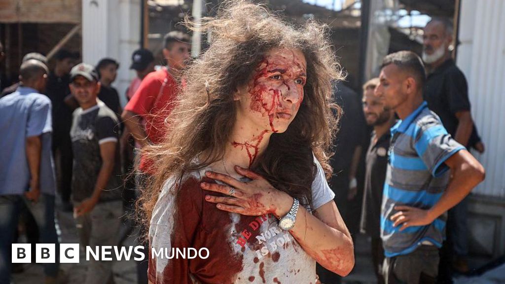 El ataque de Israel a una cafetería frente al mar en Gaza que deja al menos 20 muertos, según rescatistas y testigos