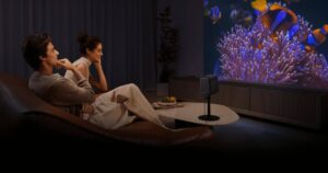 El cine en casa nunca ha sido tan barato gracias a Xiaomi que hunde el precio de su Smart Projector L1