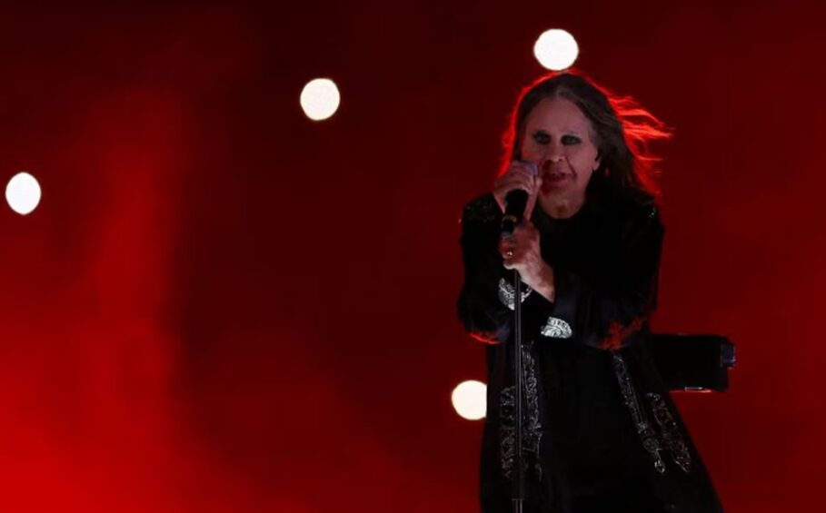 El largó deterioro físico de Ozzy Osbourne: cómo enfrentó el “periodo más doloroso y miserable” de su vida - AlbertoNews