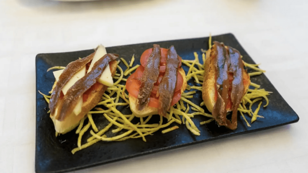 El restaurante de carretera en Cuenca que es una "obligada parada de camino a la playa"