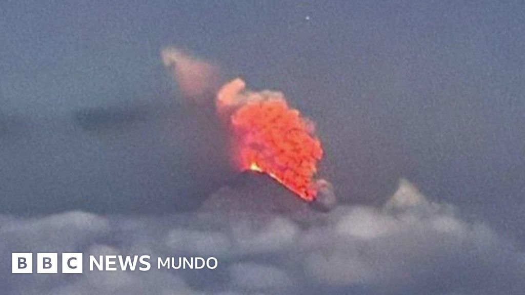 Entra en erupción un volcán en Rusia tras el potente terremoto que provocó evacuaciones y alertas de tsunami
