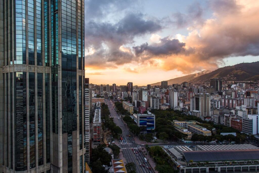 Caracas: Entre las 10 ciudades menos habitables del 2025