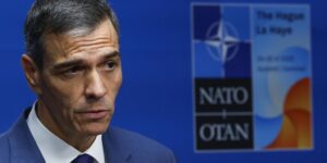 Entre los conflictos de Irán, Israel y Gaza, Sánchez politiza las Fuerzas Armadas
