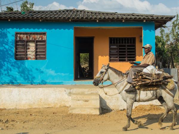 Es único en todo el mundo: el pueblito colombiano donde se habla otra lengua | Regiones | Economía