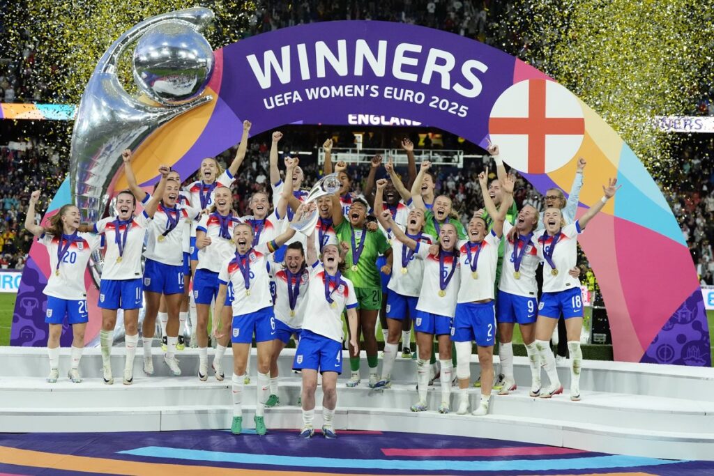 España no puede con el trono de las 'Leonas'