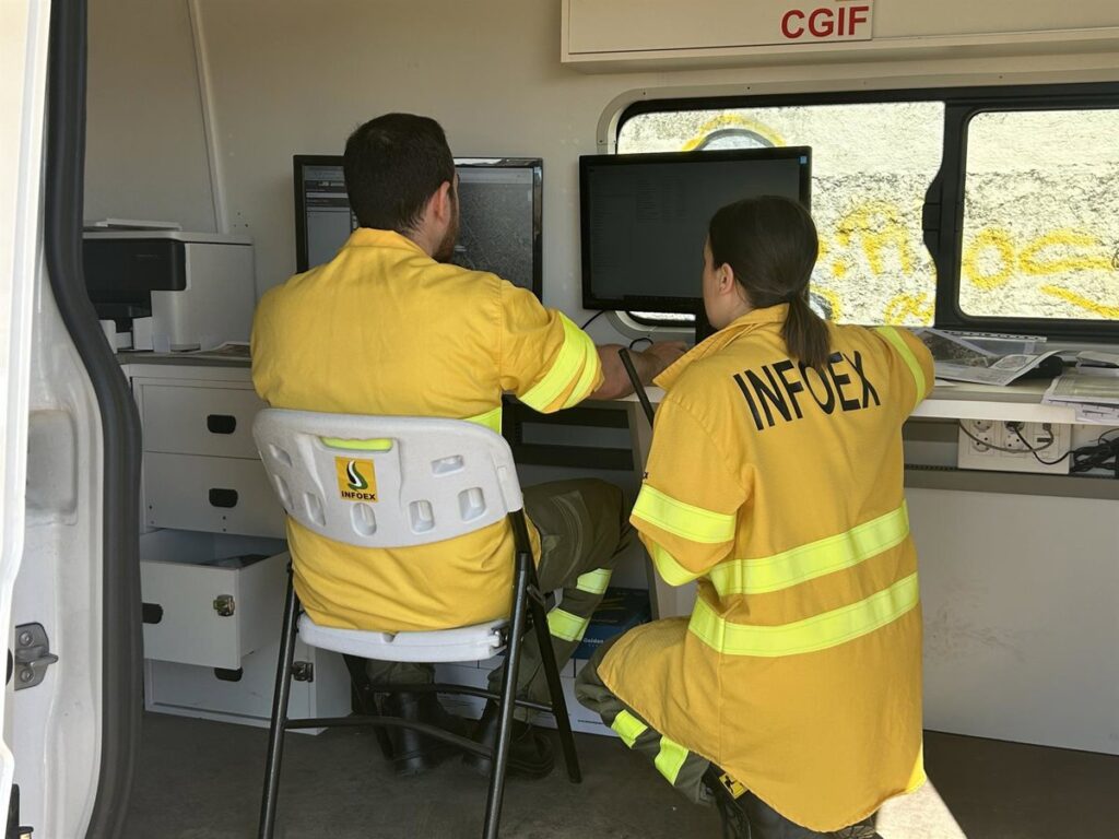 Estabilizado el incendio de Valdecaballeros, que ha quemado unas 2.400 hectáreas