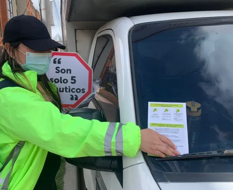 Mal parqueo Bogotá, Secretaría de Movilidad, Operativos mal parqueo, Sanciones tránsito, Conductores reincidentes, Suspensión licencias, Cultura Vial, Espacio público Bogotá, Congestión vehicular, Seguridad Vial