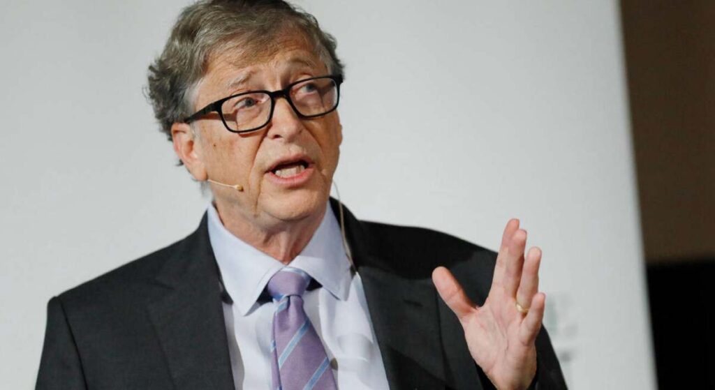 Este es el único trabajo que va a sobrevivir a la inteligencia artificial, según Bill Gates