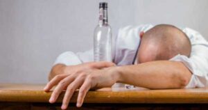 Estos son los innumerables daños que causa el consumo de alcohol en el cuerpo