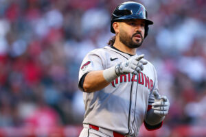 Eugenio Suárez estableció un récord para criollos