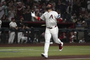 Eugenio Suárez se unirá a Ronald Acuña Jr y Gleyber Torres como los únicos venezolanos en el Juego de Estrellas de la MLB - AlbertoNews