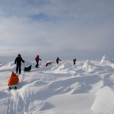 Existe otro Polo Norte: dónde se encuentra este lugar helado y casi inaccesible de la Tierra