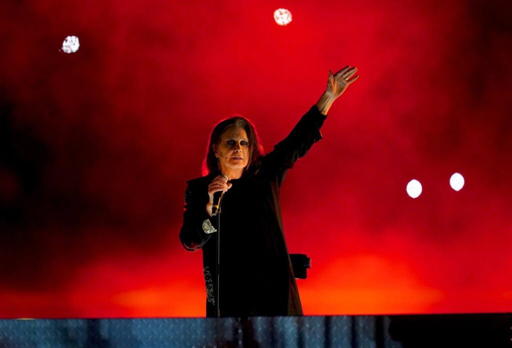 Fallece Ozzy Osbourne, el cantante británico de rock y líder de Black Sabbath, a los 76 años