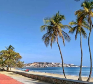 Falleció niño de 12 años tras ser impactado por un rayo en playa