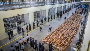 Fiscalía de Venezuela abrió investigación contra Bukele
