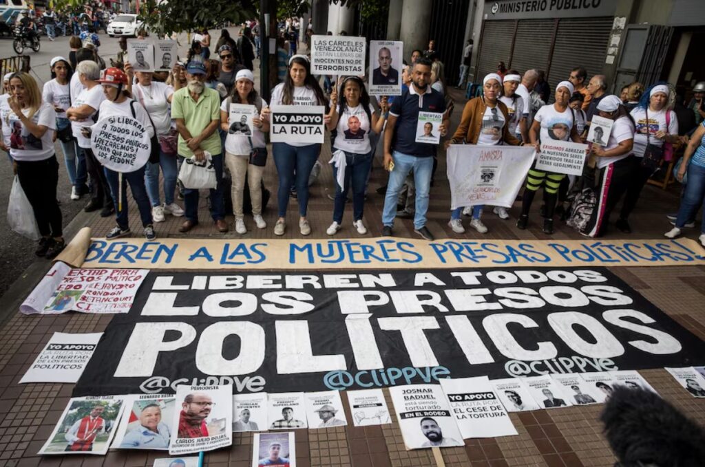 Foro Penal contabilizó 940 presos políticos en Venezuela, incluidos adolescentes y extranjeros