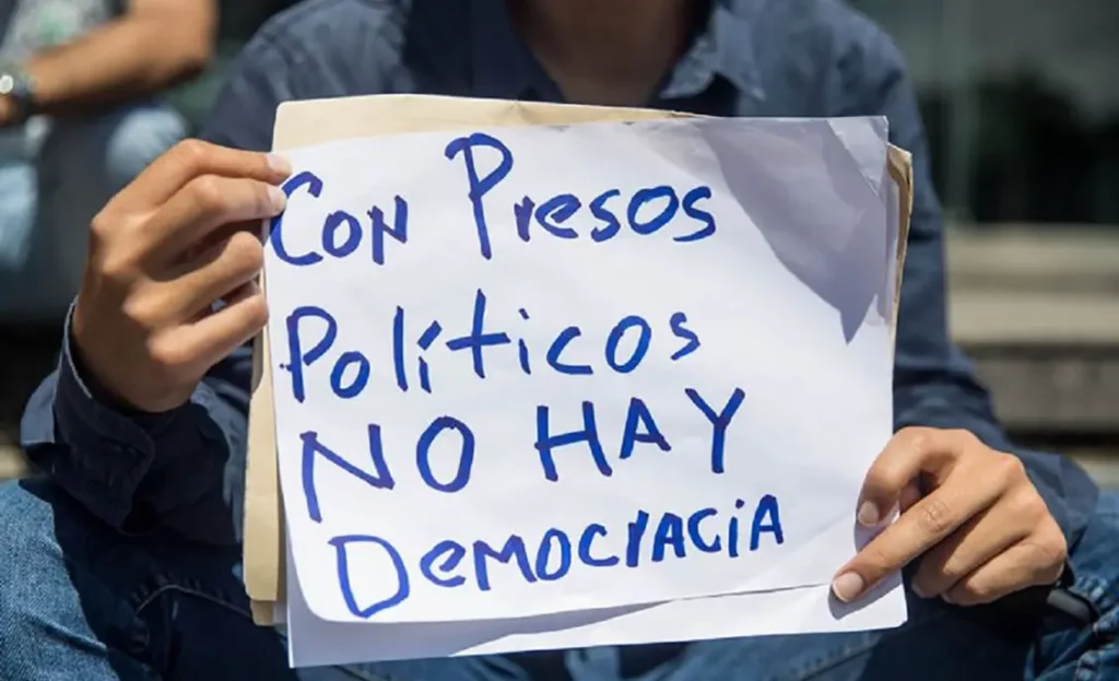 Foro Penal registró 102 presos políticos excarcelados en siete días
