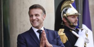 «Francia se hunde. Vámonos de vacaciones»