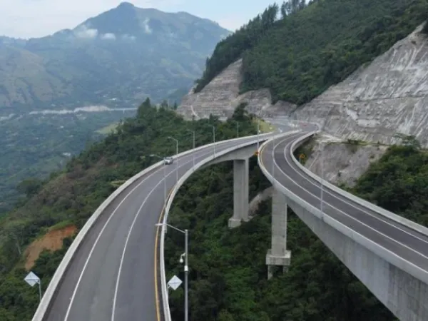 Gobierno de Gustavo Petro busca reprogramar vigencias futuras de obras viales y otras bajo el esquema de APP | Infraestructura | Economía