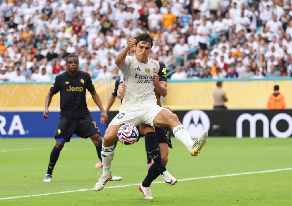 Gonzalo García ilumina el camino a cuartos del Real Madrid