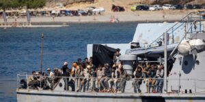 Grecia suspende las solicitudes de asilo para inmigrantes del norte de África