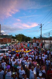 Guarenas desbordó alegría durante el arranque de campaña de Antonio Galíndez a la Alcaldía – Correo del Orinoco