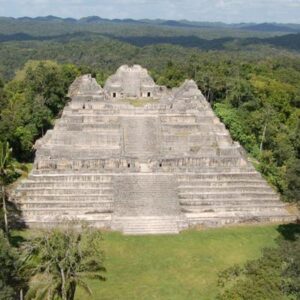 Impactante hallazgo maya: descubren tumba real con antiguos tesoros