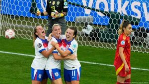 Inglaterra vence a España y retiene título de la Eurocopa – DW – 27/07/2025