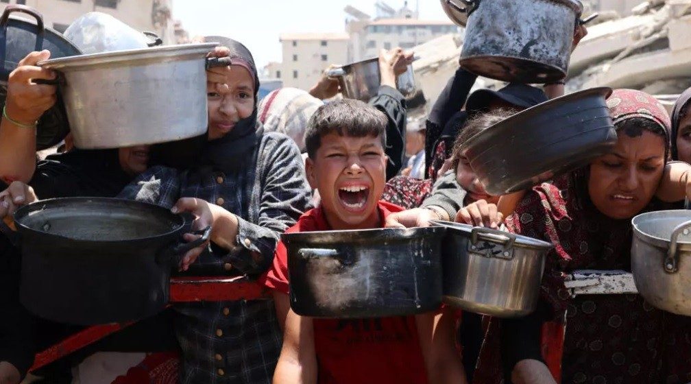Israel anuncia las primeras entregas de ayuda humanitaria en Gaza - AlbertoNews