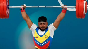 Keydomar Vallenilla consigue récord panamericano en halterofilia