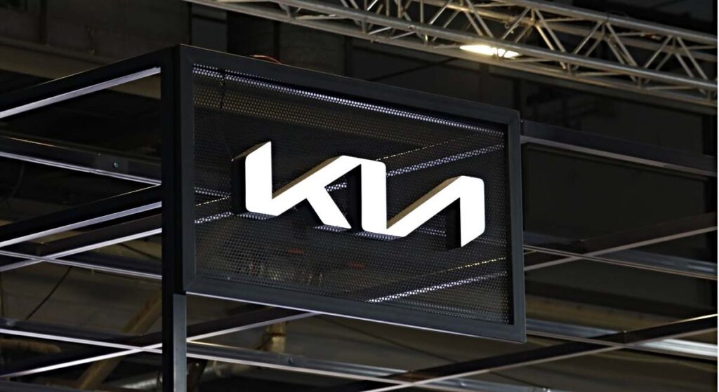 Kia gana 2.871 millones hasta junio, un 19,2% menos, pero aumenta un 2% las ventas