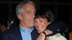 La Justicia busca interrogar a Ghislaine Maxwell para conocer más detalles del caso de Jeffrey Epstein
