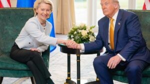 La UE confía en que Trump respete los términos del acuerdo con Von der Leyen a falta de cerrar los detalles | elperiodico.com
