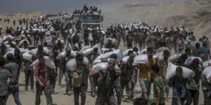 La ayuda vuelve por fin a Gaza tras la indignación por la hambruna