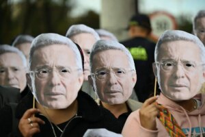 La condena a Álvaro Uribe divide a Colombia: la extrema izquierda celebra la decisión y Centro Democrático asume otro golpe | elmundo.es