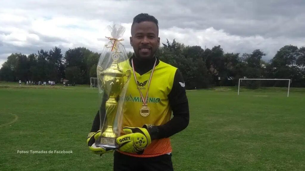 La dura historia del futbolista venezolano deportado de EEUU a megacárcel en El Salvador