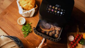 La freidora de aire que también es una barbacoa, ahora por menos de 100 euros