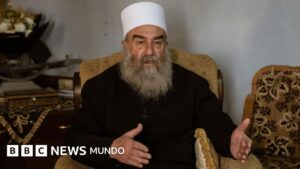 La historia de Hikmat al Hijri, el líder espiritual de los drusos en Siria que nació en Venezuela, y cuál es la conexión de esta minoría religiosa de Medio Oriente con el país sudamericano