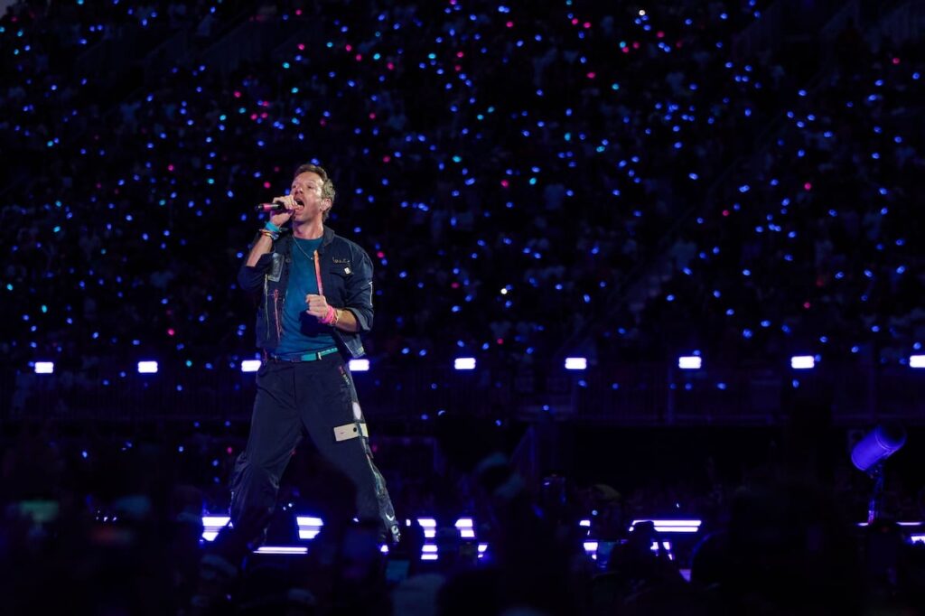 La «kiss cam» del concierto de Coldplay que ha destapado la infidelidad más viral: acumula millones de reproducciones