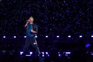 La «kiss cam» del concierto de Coldplay que ha destapado la infidelidad más viral: acumula millones de reproducciones