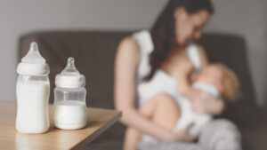 La lactancia materna, una «vacuna» natural en situaciones de emergencia en Venezuela