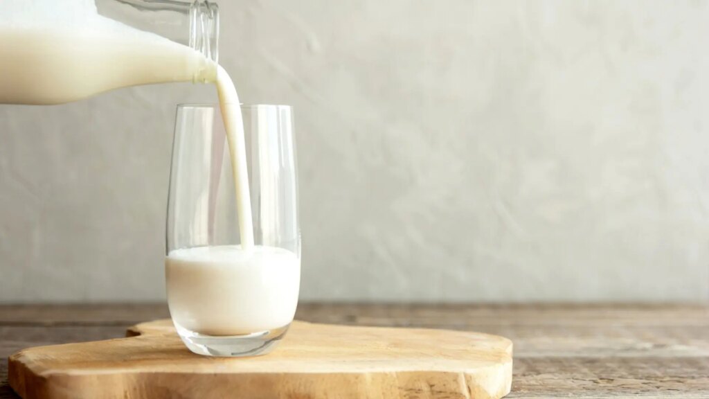 "La leche enriquecida es muchísimo más cara y no nos da más salud"