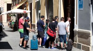 La nueva normativa sobre pisos turísticos amenaza el crecimiento de El Corte Inglés